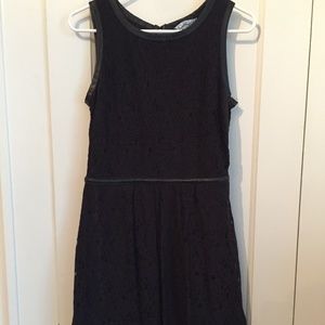 Sleeveless Black Lace Dress